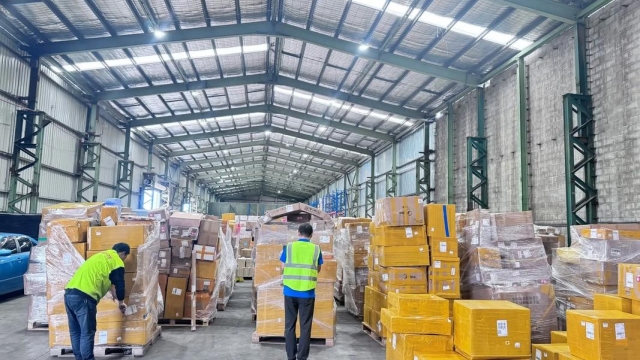 Top Singapore Dropshipping Suppliers for 2025 – Fast Shipping & Low MOQ